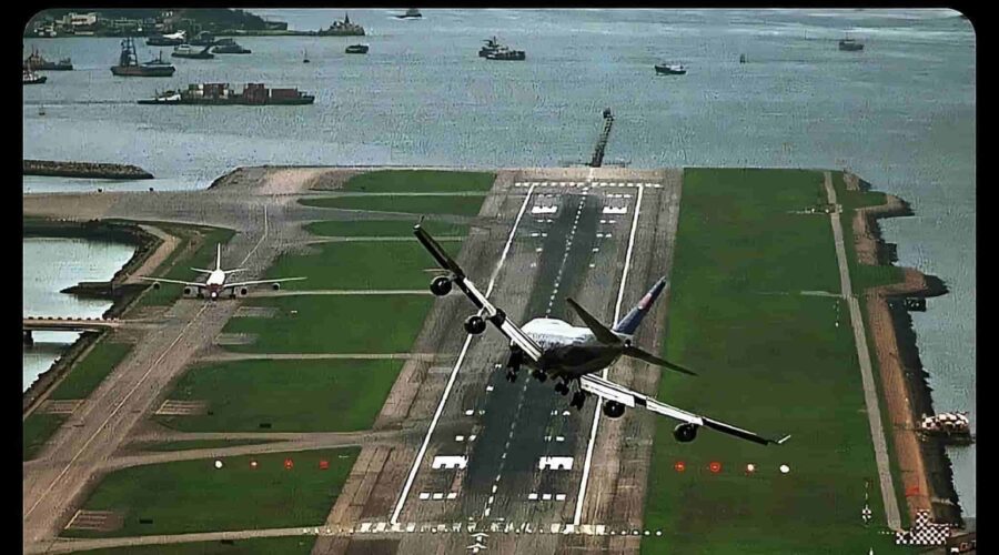 The Boeing 747-400’s most challenging landings at Kai Tak in 1996