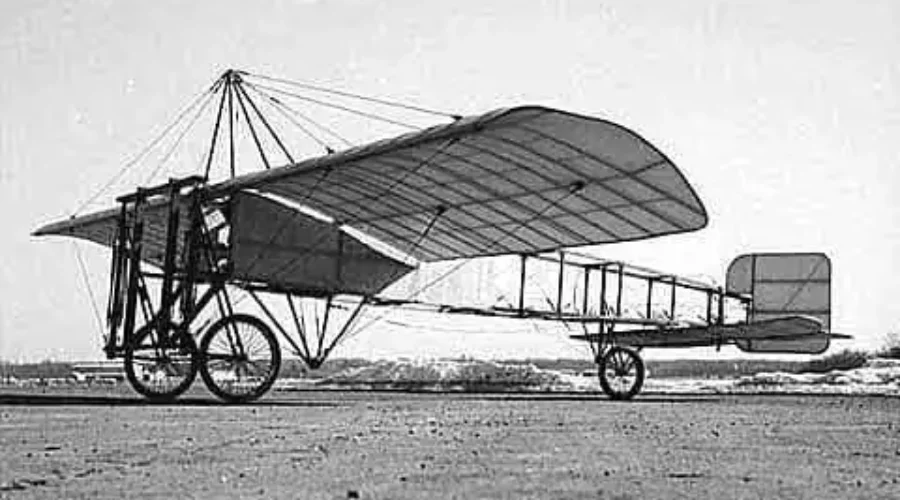 Historical Aircraft: Blériot XI