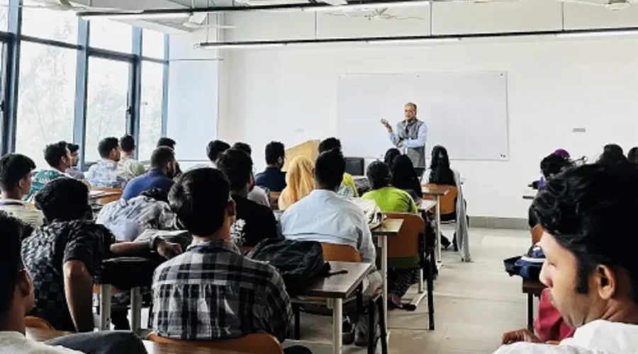 World University of Bangladesh Hosts Career-Focused Tourism Lecture
