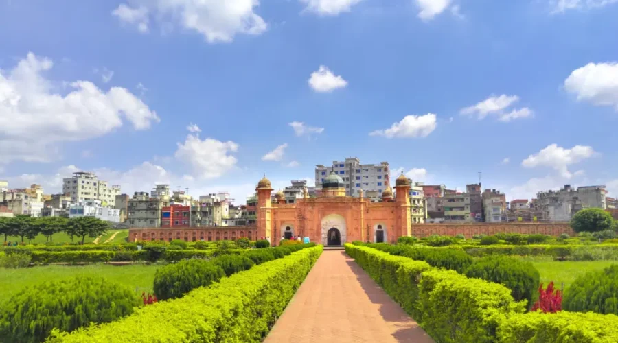 Dhaka Unearthed: Timeless Marvels & Historic Splendors Await